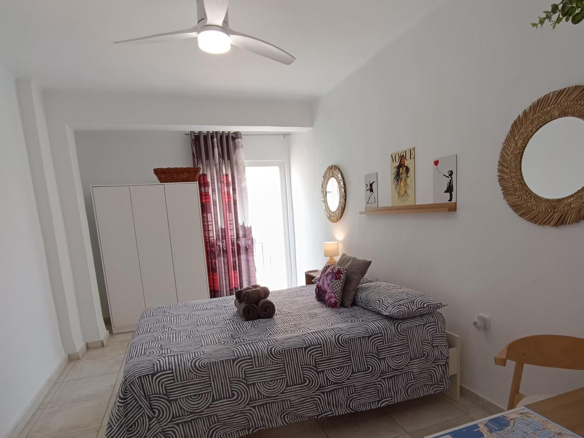 Room Alicante Center Luaran gambar